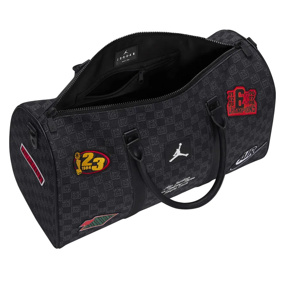 Jordan Monogram Duffel Bag black logo (25L)